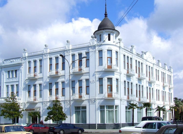 otel-Rica-v-Suhumi-e1432722102617 Сухуми - столица Абхазии