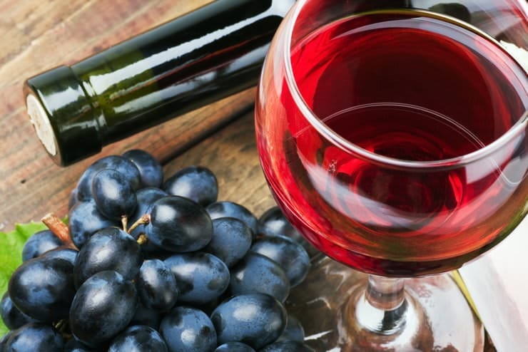 Vinograd-sorta-Saperavi-i-vino-Ahasheni Лучшие вина Грузии Ахашени – известное на весь мир грузинское вино