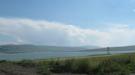 Хозапини - вулканическое озеро на границе Грузии и Турции