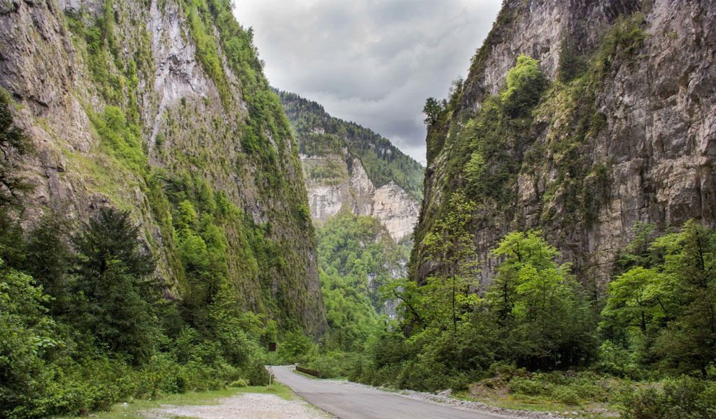 Юпшарский каньон – «Каменный мешок», Абхазия*