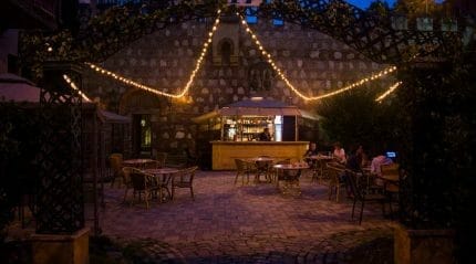 Wall - новый бар в Тбилиси