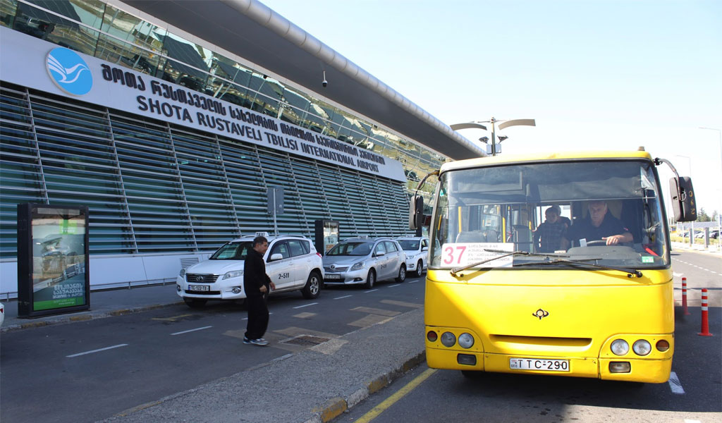 Как добраться из аэропорта Тбилиси до центра города