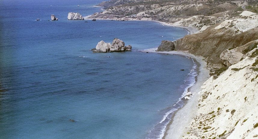Власти Кипра передали земли Грузинской православной церкви