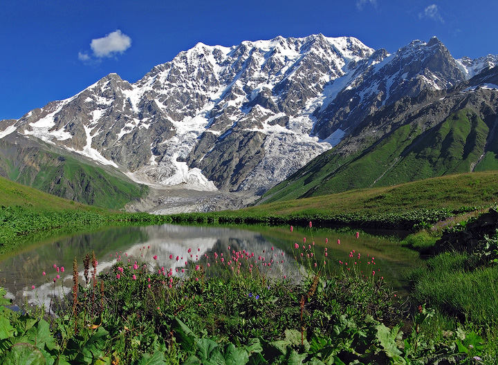Топ 7 самых высоких и известных горных вершин Грузии