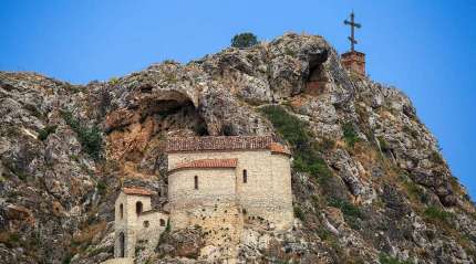 Күйеуі әйелімен және лесбиянка қызымен Пойызда барлығының көзінше ластық (порно)